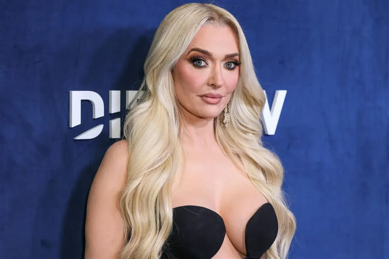 ERIKA JAYNE AT DIRECTV STREAMING WITH THE STARS OSCAR PARTY 2024 6